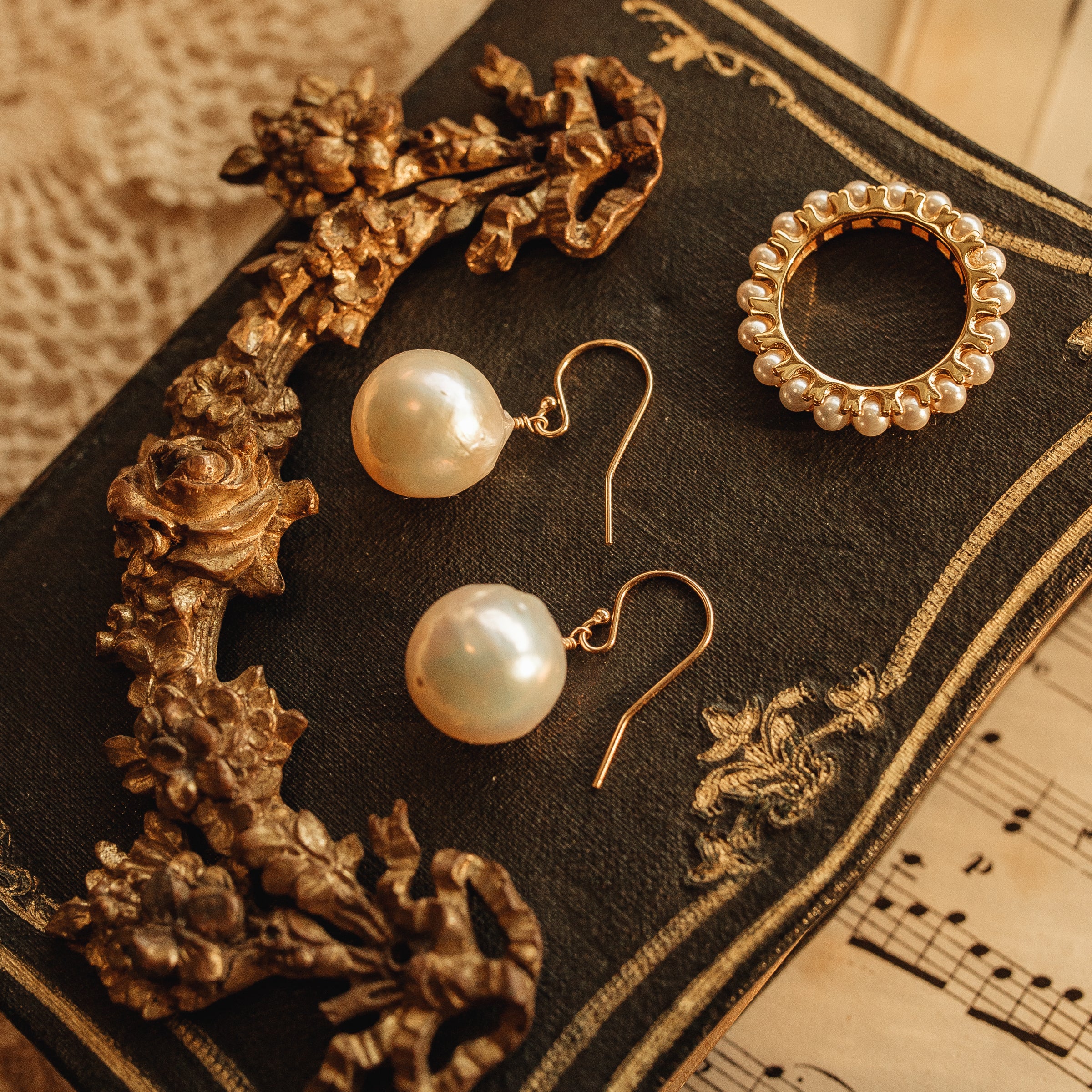 Baroque Pearl Earrings - bijoulimon.com