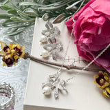 Abella Bow Necklace