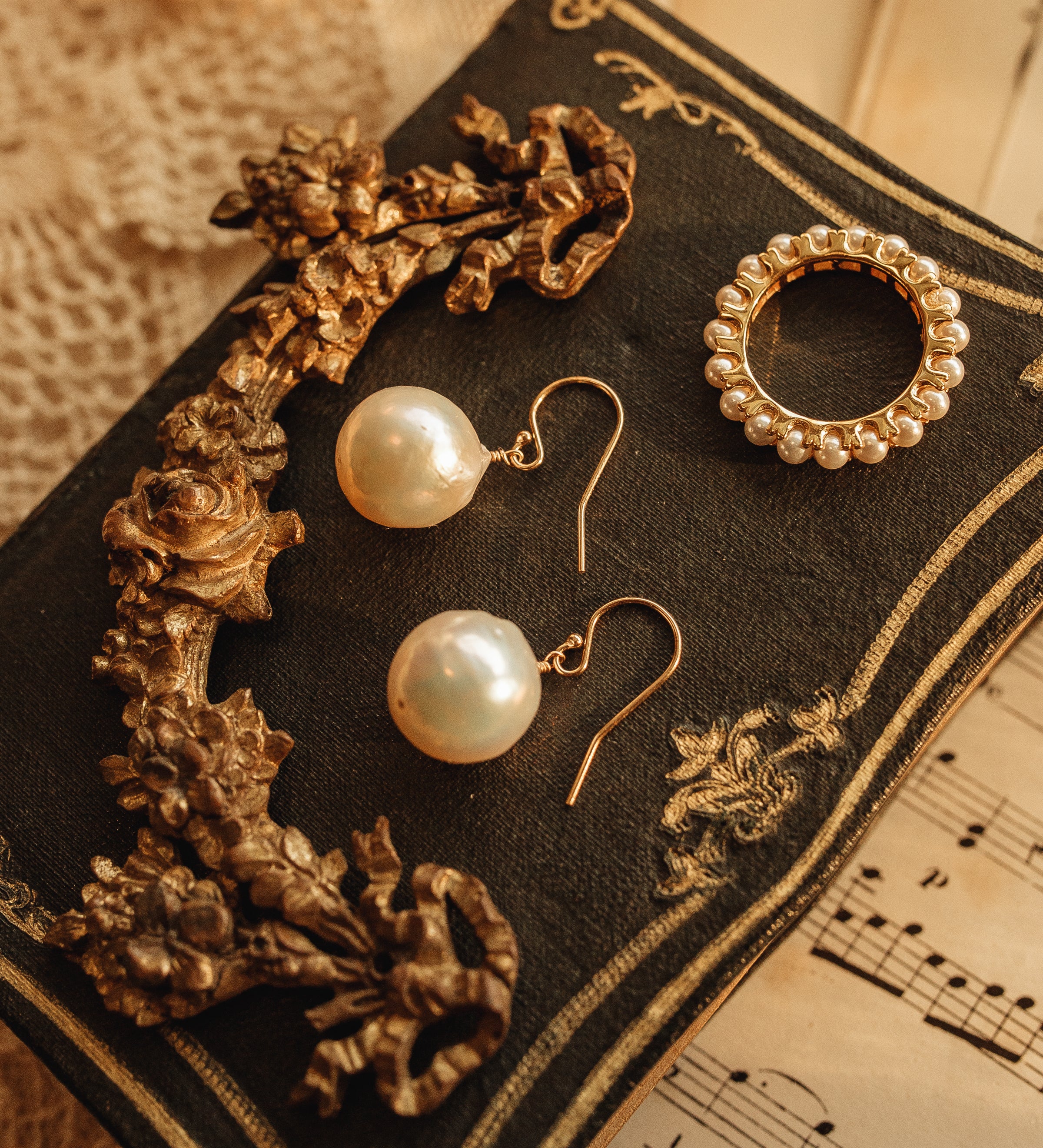 Baroque Pearl Earrings - bijoulimon.com