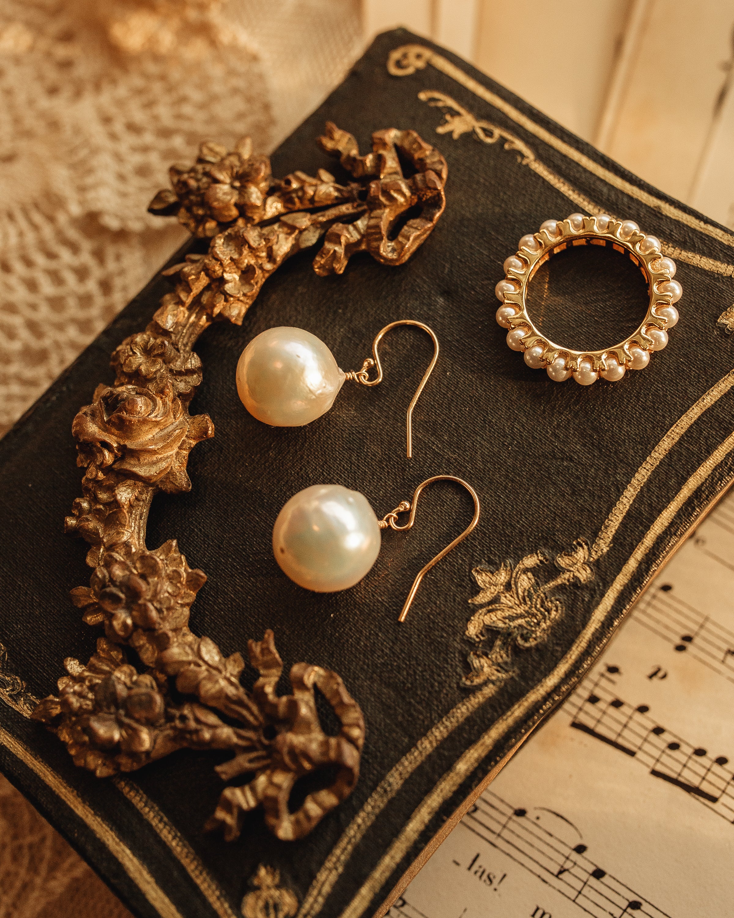 Baroque Pearl Earrings - bijoulimon.com
