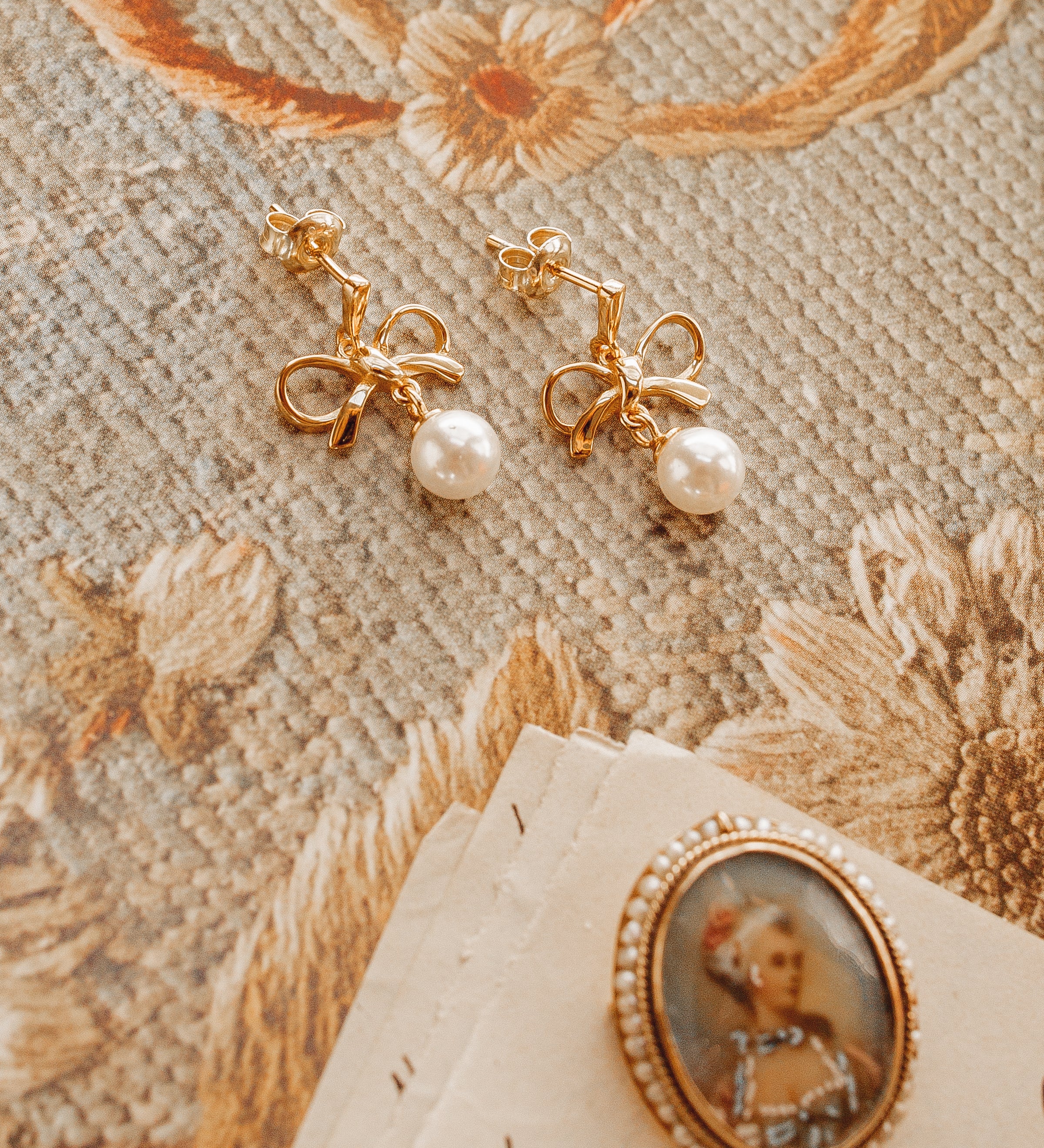 Cosette Bow Earrings - bijoulimon.com