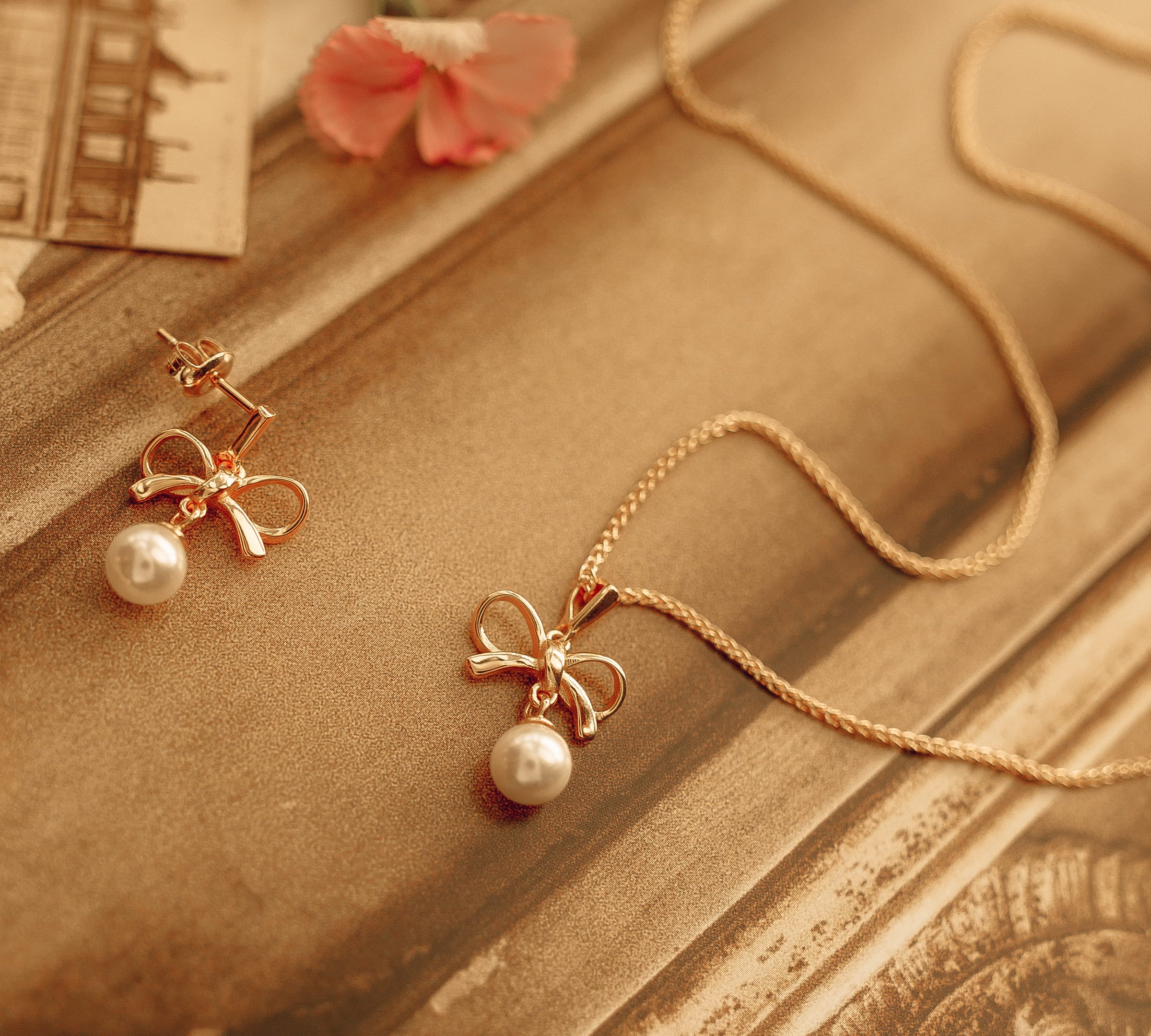Cosette Bow Necklace - bijoulimon.com